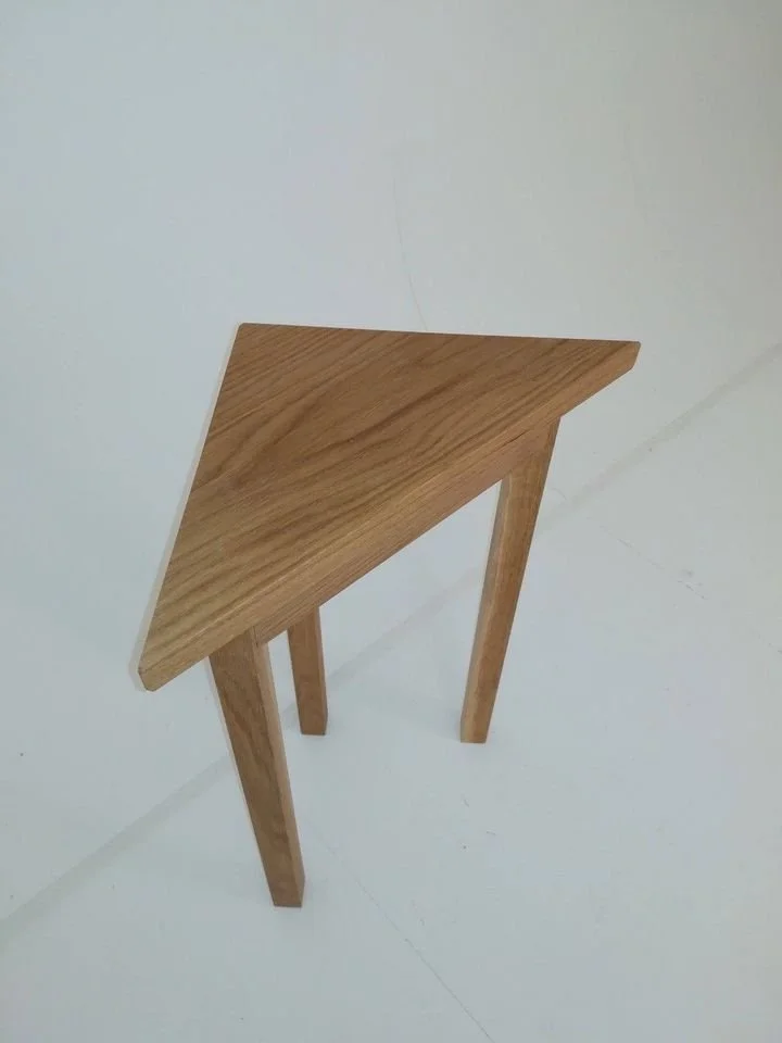 Corner Table in Oak