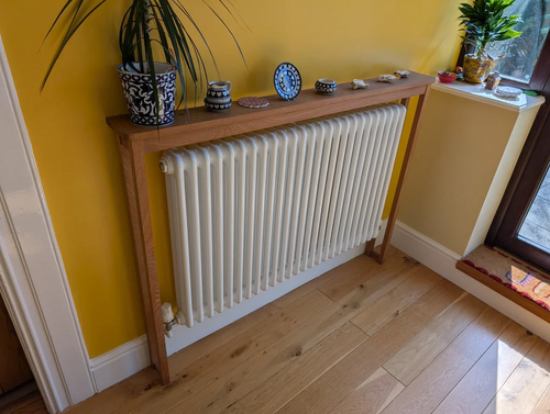 Radiator Table in solid Oak